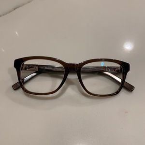 Eyeglasses frames